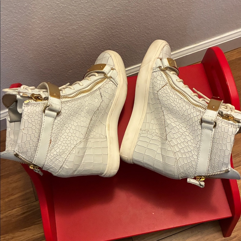 Giuseppe Zanotti White and Gold High-Top Wedge Sneakers Size 39 - Picture 5 of 12